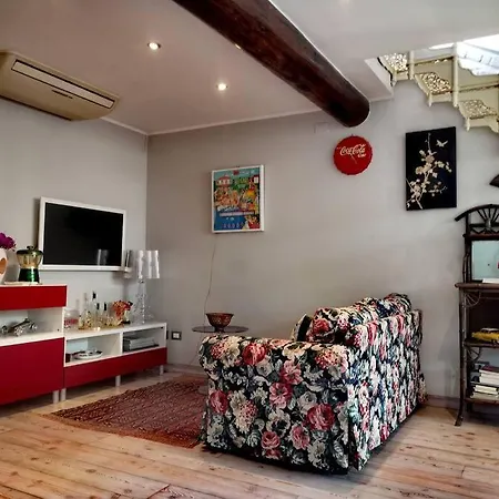 Centrale-luxury With Garden Terrace Milan