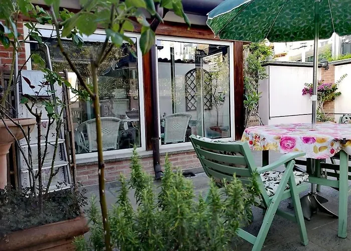 Centrale-luxury With Garden Terrace * Milán