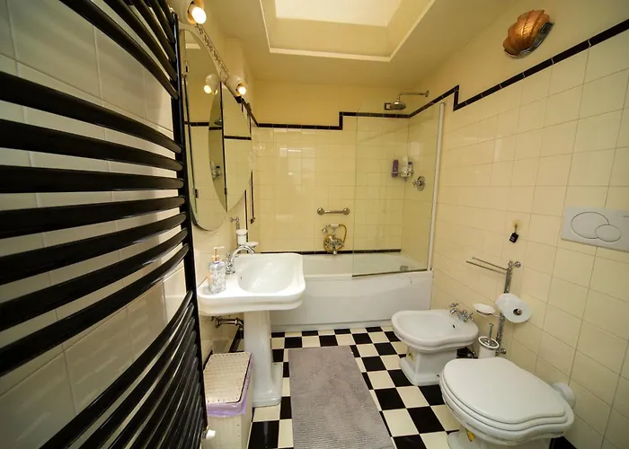 Apartmán Centrale-luxury With Garden Terrace *